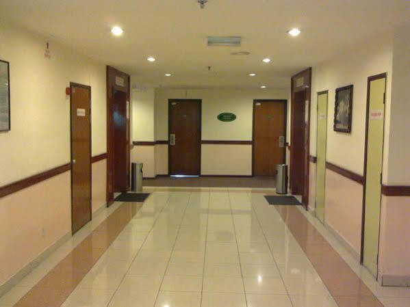 Hotel Caliber Kuala Lumpur Exterior foto